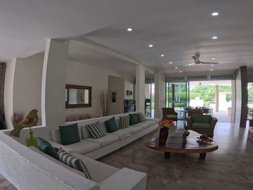 Se vende casa hacienda las victorias ibague