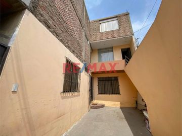 🏡 Casa De 3 Pisos En San Juan De Miraflores - Ideal Para Inversionistas S/. 729,963.00 - $ 199,990.00