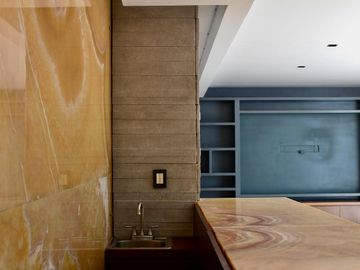Exclusiva Residencia de Lujo con Amplios Espacios y Entorno Privilegiado en la Vista Country Club