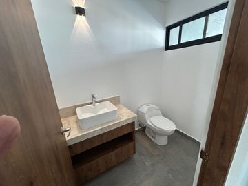 Hermosa y a estrenar casa en venta, con 3 recámaras forma parte de moderno desarrollo ubicado en Zakia Qro JF