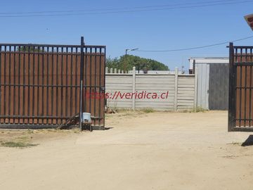 GRAN OPORTUNIDAD ! 2 Casonas en terreno de app 1.500m2 $190.000.000