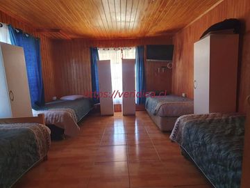 GRAN OPORTUNIDAD ! 2 Casonas en terreno de app 1.500m2 $190.000.000