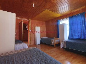 GRAN OPORTUNIDAD ! 2 Casonas en terreno de app 1.500m2 $190.000.000