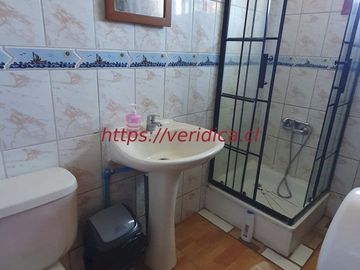 GRAN OPORTUNIDAD ! 2 Casonas en terreno de app 1.500m2 $190.000.000