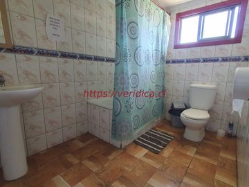GRAN OPORTUNIDAD ! 2 Casonas en terreno de app 1.500m2 $190.000.000
