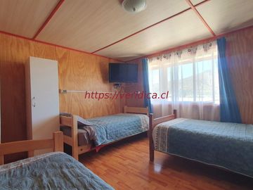 GRAN OPORTUNIDAD ! 2 Casonas en terreno de app 1.500m2 $190.000.000