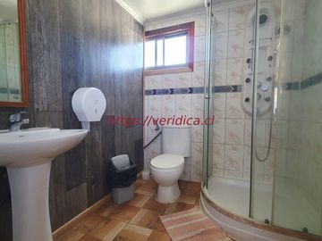 GRAN OPORTUNIDAD ! 2 Casonas en terreno de app 1.500m2 $190.000.000