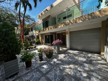 Se vende Casa en barrio   - Altos de Riomar - Barranquilla