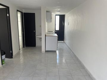 VENTA DE CASA EN LAS AGUILAS