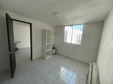 VENTA DE CASA EN LAS AGUILAS