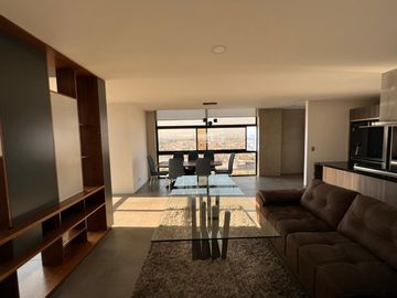 Exclusivo Penthouse en Torre Huz – San José del Puente
