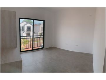 VENDO: COSTA SOL - 4 DORMITORIOS 1 EN P.B. CON BAÑOS COMPLETOS - COCINA - PATIO