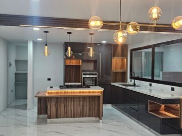 Exclusiva Residencia en Venta – Lomas de Angelópolis