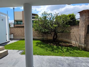 Exclusiva Residencia en Venta – Lomas de Angelópolis