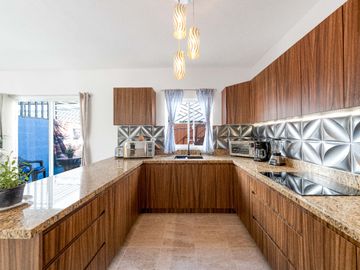 Casa en Coto Exclusivo con Amenidades y Seguridad