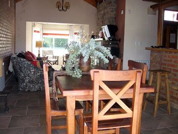 CASA EN ALQUILER TEMPORARIO (3 A 6 MESES)