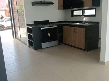 CASA EN OAXTEPEC CON TODOS LOS SERVICIOS