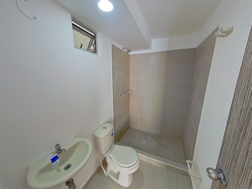 APARTAMENTO EN VENTA UBICADO CERCA AL CENTRO COMERCIAL VENTURA TERREROS