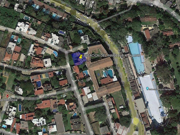CASA DE 2 NIVELES CON 363 MTS DE TERRENO CON TODOS LOS SERVICIOS