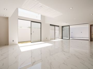 Residencia de Lujo en Venta Puertas las Lomas, Zapopan Andares Puerta de Hierro Av. Universidad