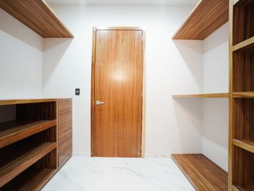 Residencia de Lujo en Venta Puertas las Lomas, Zapopan Andares Puerta de Hierro Av. Universidad