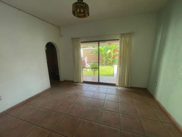 CASA EN AGUA HEDIONDA CON TODOS LOS SERVICIOS