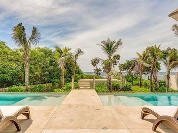 Santamar Akumal - Departamento de 2 Recamaras con Vista al Mar en Venta