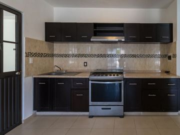 Casa en Venta de DOS Plantas en Gran Santa Fe, Mérida Yucatán