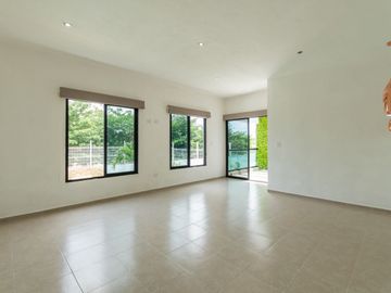 Casa en Venta de DOS Plantas en Gran Santa Fe, Mérida Yucatán