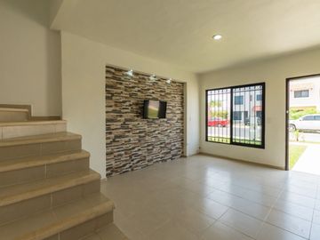 Casa en Venta de DOS Plantas en Gran Santa Fe, Mérida Yucatán