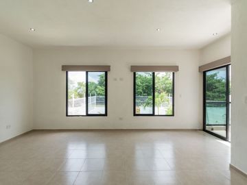 Casa en Venta de DOS Plantas en Gran Santa Fe, Mérida Yucatán
