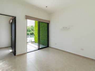 Casa en Venta de DOS Plantas en Gran Santa Fe, Mérida Yucatán