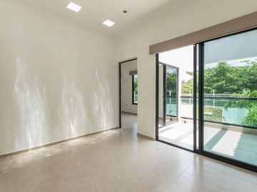Casa en Venta de DOS Plantas en Gran Santa Fe, Mérida Yucatán