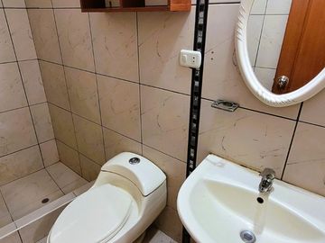 ALQUILO TRIPLEX A LA ENTRADA DE LA VILLA MEDICA