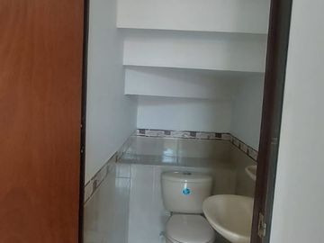 EN VENTA CASA EN CONJUNTO CERRDAO ENTREPINOS
