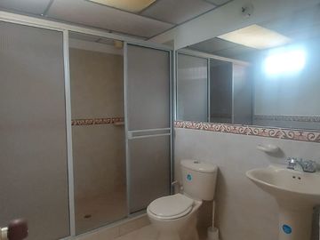 EN VENTA CASA EN CONJUNTO CERRDAO ENTREPINOS