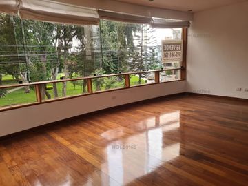 DPTO. EN PLENO CORAZÓN DE CHACARILLA FRENTE A UN LINDO PARQUE