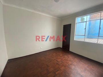 Se Vende Duplex En El Rimac