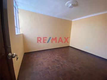 Se Vende Duplex En El Rimac