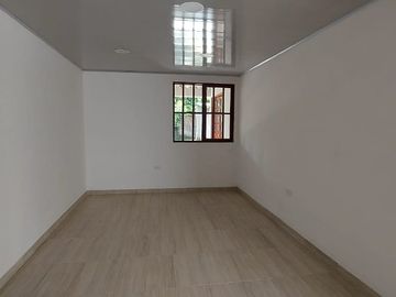 EN VENTA LINDA CASA DE UN SOLO PISO EN EL BARRIO SAN CAMILO