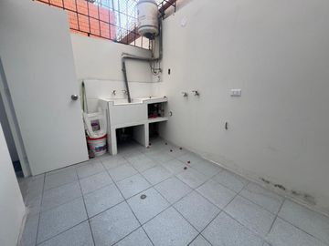 Departamento Remodelado En Barrio Medico - Surquillo