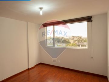 CASA EN AV. RAFAEL SANCHEZ, YUYUCOCHA, IBARRA