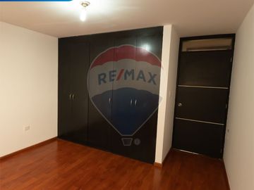CASA EN AV. RAFAEL SANCHEZ, YUYUCOCHA, IBARRA