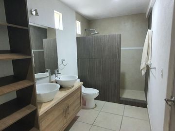 DEPARTAMENTO MAS SUITE EN MILENIO III