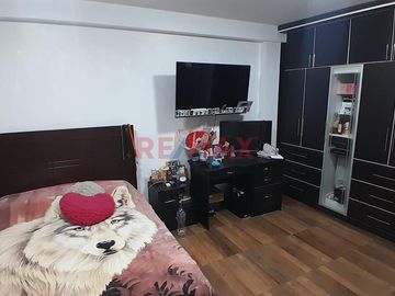 Oportunidad Unica: Se Vende Hermosa Casa De 3 Pisos Con Lindos Acabados - Mas Locall