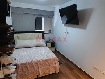 Oportunidad Unica: Se Vende Hermosa Casa De 3 Pisos Con Lindos Acabados - Mas Locall