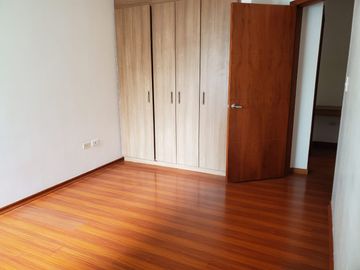 VENTA DEPTO LA CAROLINA