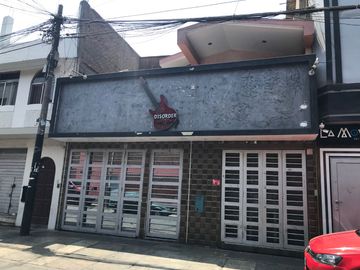 🚨EN VENTA CASA COMERCIAL EN PLENA ZONA DE ALTO COMERCIO A ESPALDAS DE MEGAPLAZA🚨