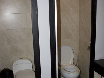 🚨EN VENTA CASA COMERCIAL EN PLENA ZONA DE ALTO COMERCIO A ESPALDAS DE MEGAPLAZA🚨