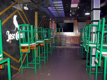 🚨EN VENTA CASA COMERCIAL EN PLENA ZONA DE ALTO COMERCIO A ESPALDAS DE MEGAPLAZA🚨